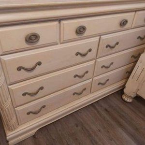 Natural wood carved bedroom set